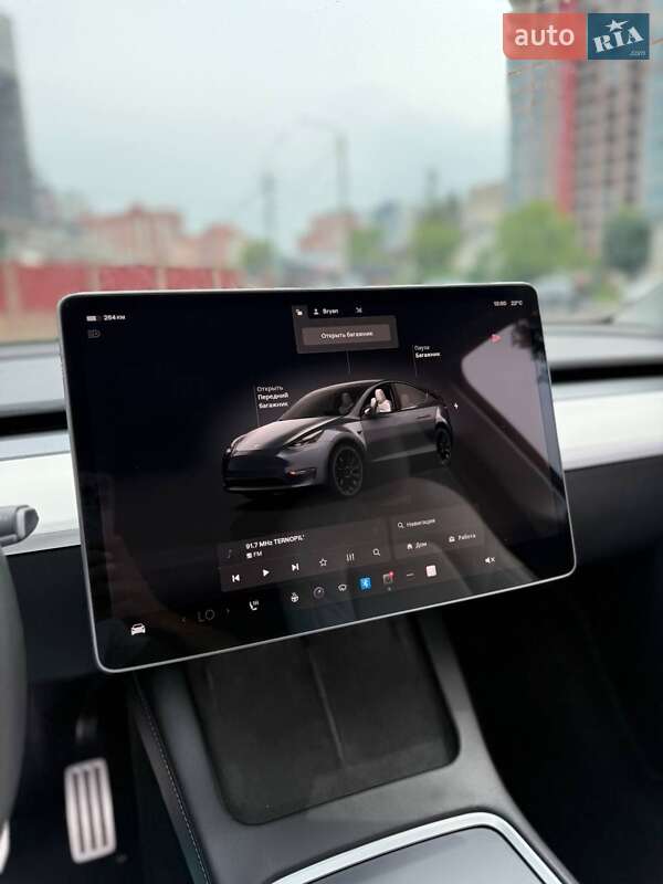 Внедорожник / Кроссовер Tesla Model Y 2022 в Тернополе