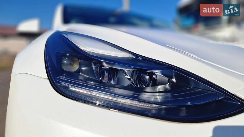 Позашляховик / Кросовер Tesla Model Y 2022 в Києві фото 11 Позашляховик / Кросовер Tesla Model Y 2022 в Києві