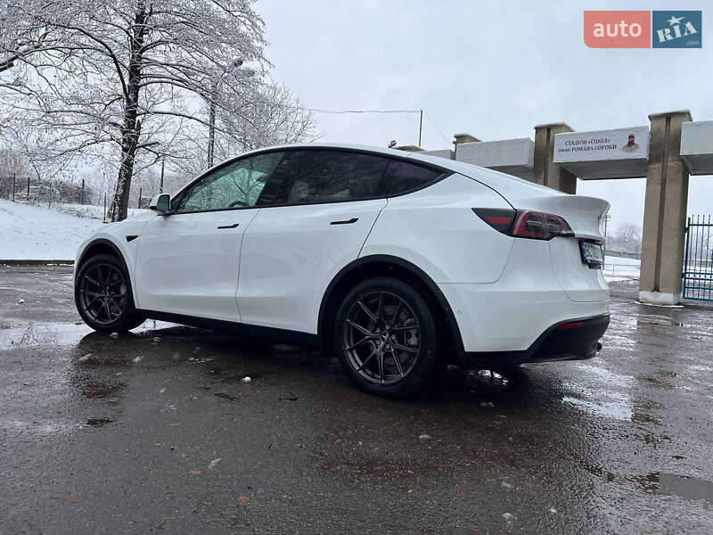 Внедорожник / Кроссовер Tesla Model Y 2021 в Тернополе фото 9 Внедорожник / Кроссовер Tesla Model Y 2021 в Тернополе
