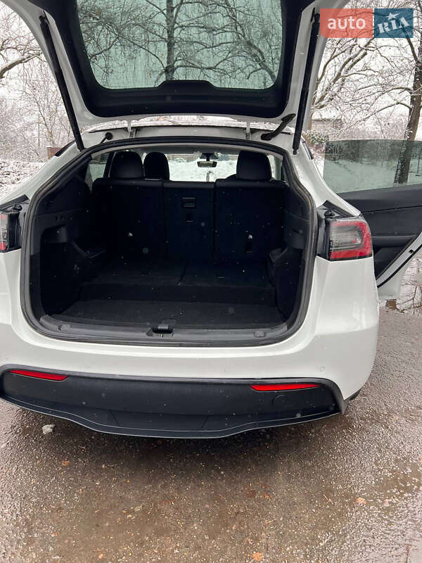 Внедорожник / Кроссовер Tesla Model Y 2021 в Тернополе фото 22 Внедорожник / Кроссовер Tesla Model Y 2021 в Тернополе