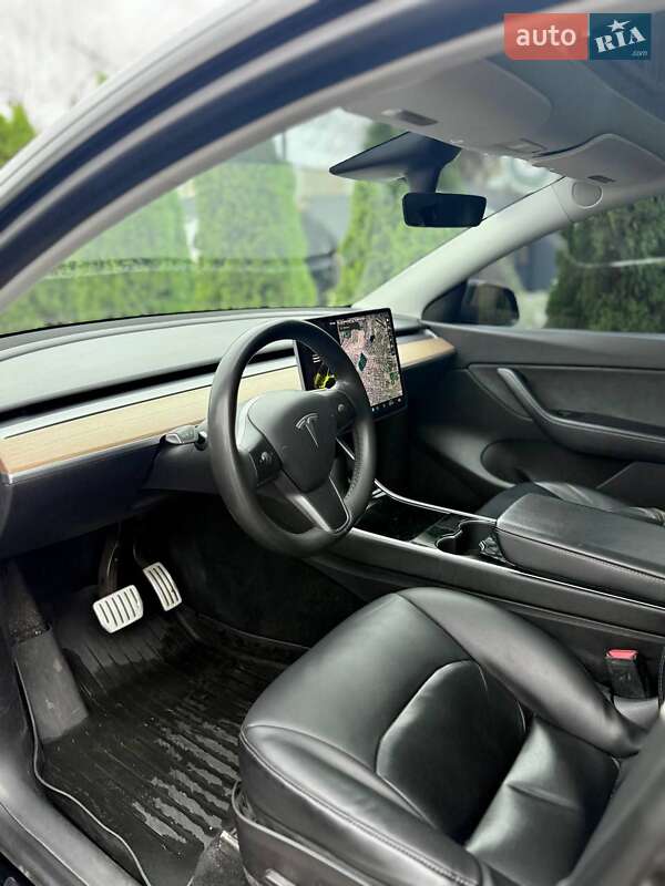 Позашляховик / Кросовер Tesla Model Y 2020 в Харкові