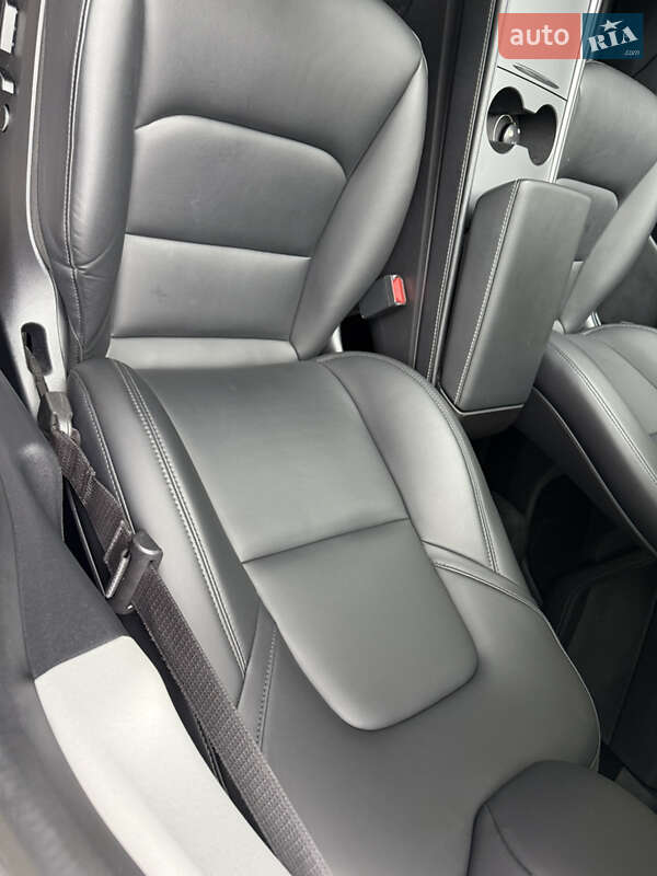 Позашляховик / Кросовер Tesla Model Y 2023 в Львові