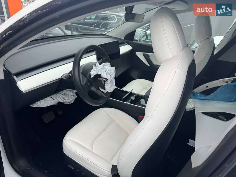 Позашляховик / Кросовер Tesla Model Y 2020 в Львові