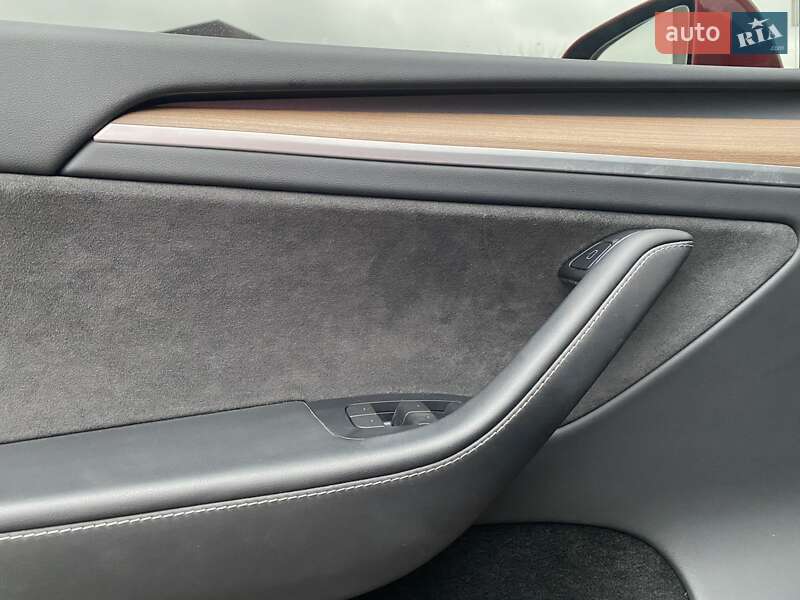 Внедорожник / Кроссовер Tesla Model Y 2023 в Хмельницком фото 21 Внедорожник / Кроссовер Tesla Model Y 2023 в Хмельницком