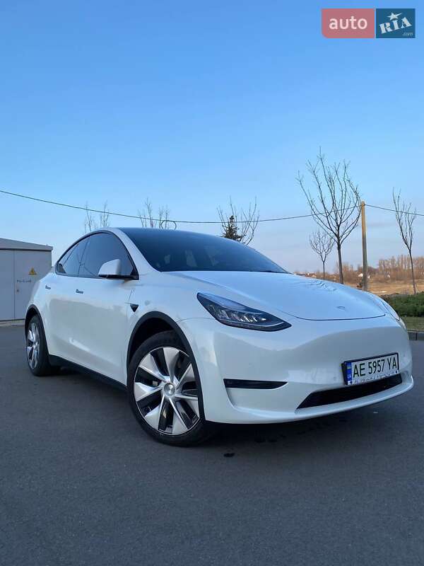 Внедорожник / Кроссовер Tesla Model Y 2021 в Днепре фото 10 Внедорожник / Кроссовер Tesla Model Y 2021 в Днепре