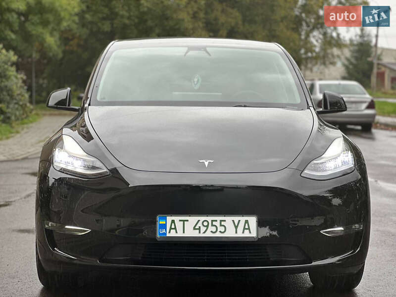 Позашляховик / Кросовер Tesla Model Y 2021 в Коломиї