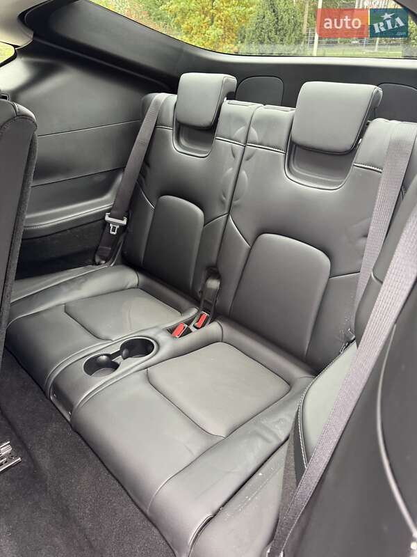 Позашляховик / Кросовер Tesla Model Y 2022 в Івано-Франківську