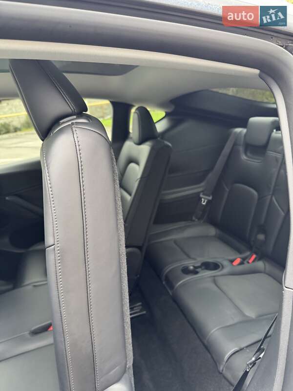 Позашляховик / Кросовер Tesla Model Y 2022 в Івано-Франківську