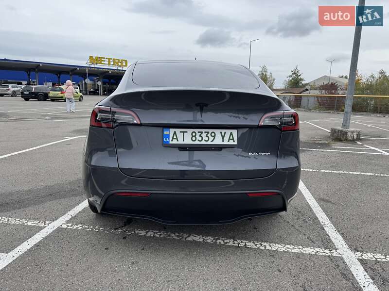 Позашляховик / Кросовер Tesla Model Y 2022 в Івано-Франківську