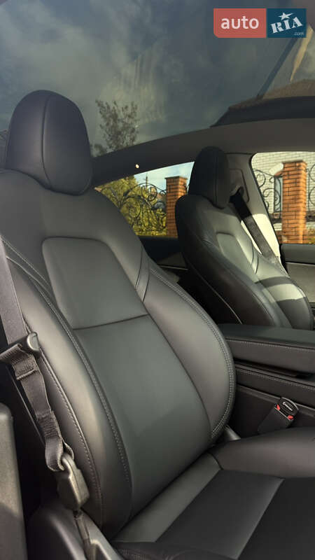 Внедорожник / Кроссовер Tesla Model Y 2023 в Кривом Роге фото 15 Внедорожник / Кроссовер Tesla Model Y 2023 в Кривом Роге