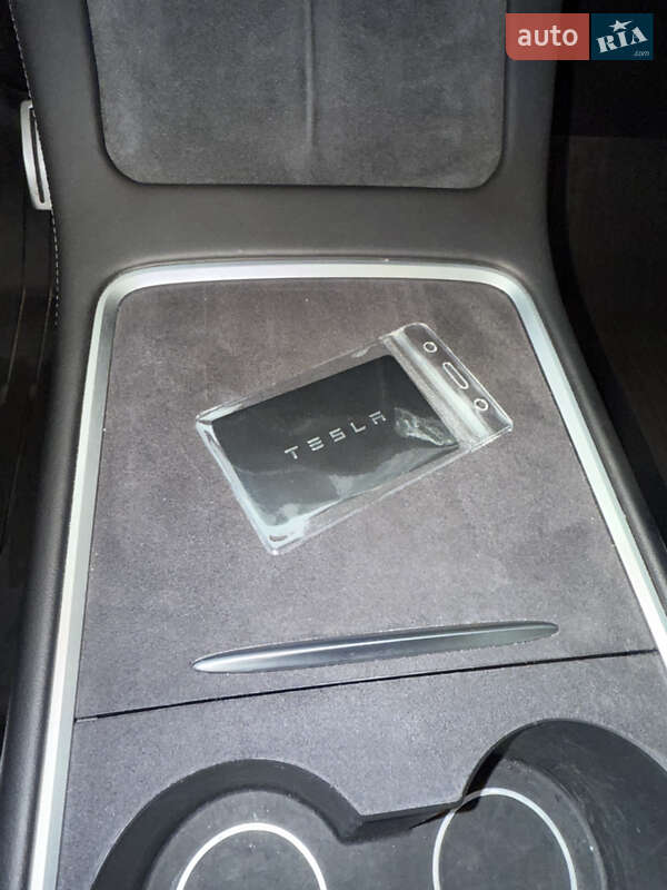 Внедорожник / Кроссовер Tesla Model Y 2023 в Киеве фото 20 Внедорожник / Кроссовер Tesla Model Y 2023 в Киеве
