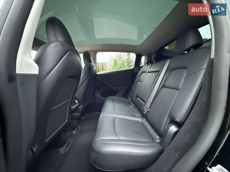 Внедорожник / Кроссовер Tesla Model Y 2023 в Днепре