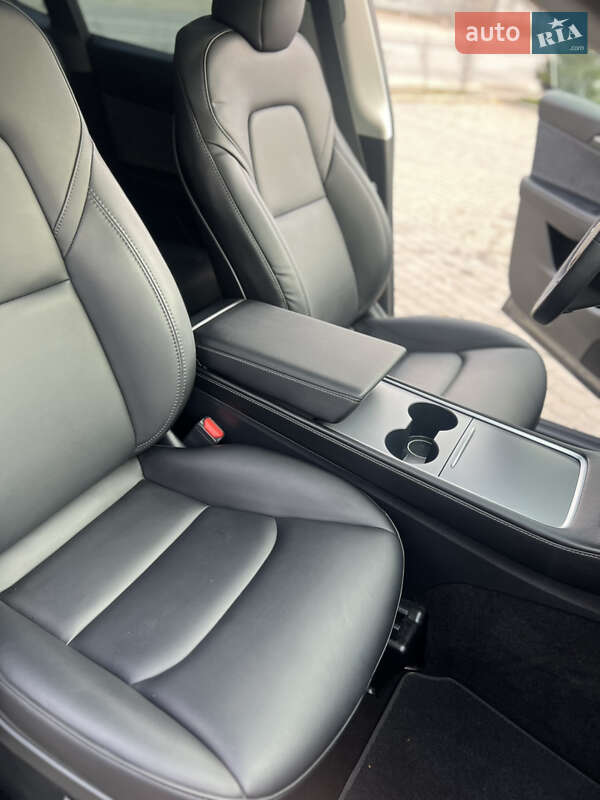 Внедорожник / Кроссовер Tesla Model Y 2023 в Тернополе фото 16 Внедорожник / Кроссовер Tesla Model Y 2023 в Тернополе