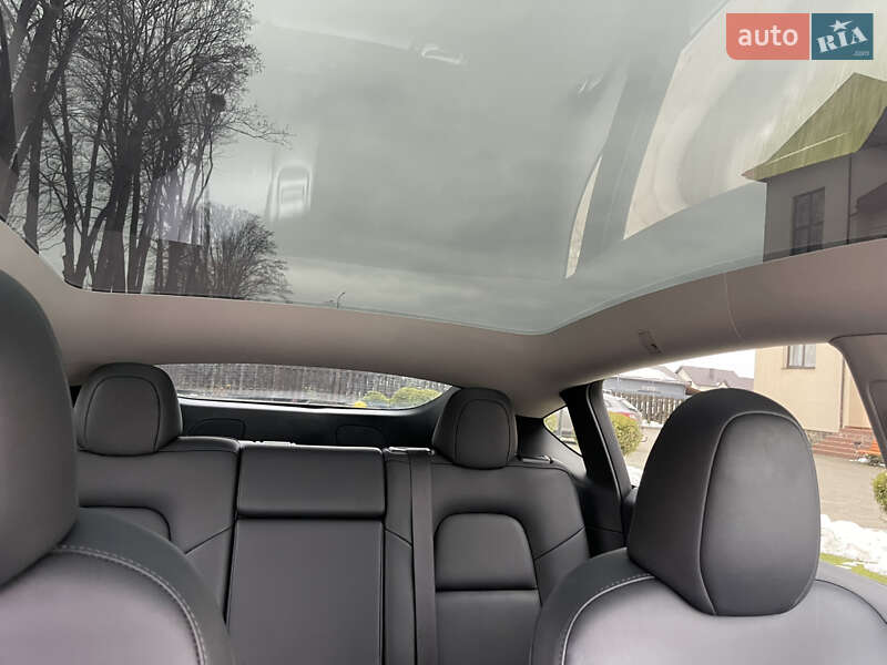 Позашляховик / Кросовер Tesla Model Y 2023 в Львові фото 31 Позашляховик / Кросовер Tesla Model Y 2023 в Львові