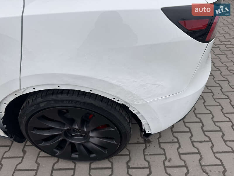 Позашляховик / Кросовер Tesla Model Y 2022 в Луцьку фото 12 Позашляховик / Кросовер Tesla Model Y 2022 в Луцьку