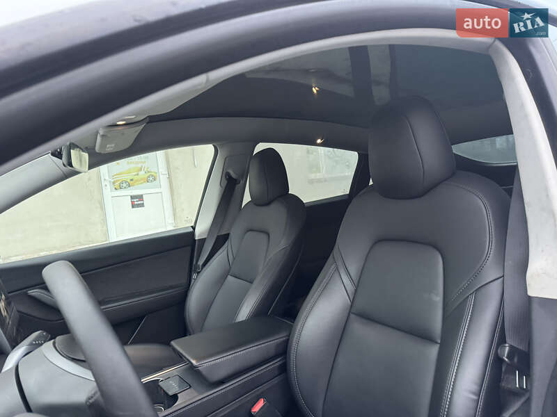 Позашляховик / Кросовер Tesla Model Y 2022 в Луцьку фото 20 Позашляховик / Кросовер Tesla Model Y 2022 в Луцьку