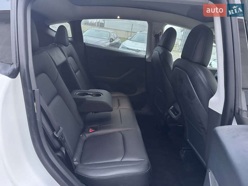 Позашляховик / Кросовер Tesla Model Y 2022 в Луцьку фото 29 Позашляховик / Кросовер Tesla Model Y 2022 в Луцьку