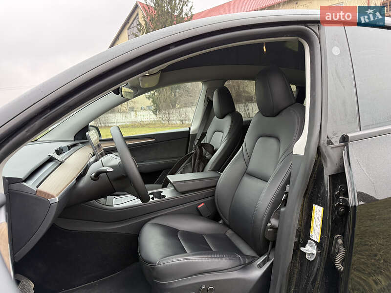 Внедорожник / Кроссовер Tesla Model Y 2024 в Львове фото 9 Внедорожник / Кроссовер Tesla Model Y 2024 в Львове