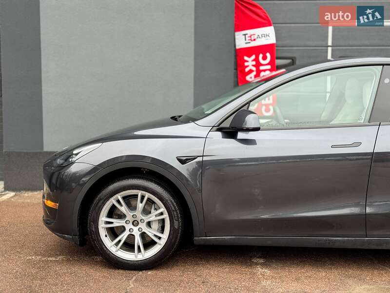 Внедорожник / Кроссовер Tesla Model Y 2024 в Киеве фото 5 Внедорожник / Кроссовер Tesla Model Y 2024 в Киеве