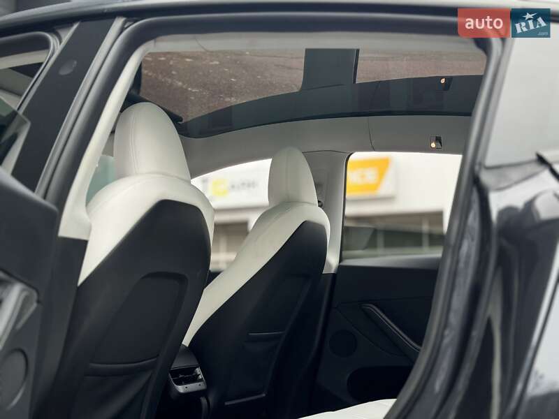 Внедорожник / Кроссовер Tesla Model Y 2024 в Киеве фото 17 Внедорожник / Кроссовер Tesla Model Y 2024 в Киеве