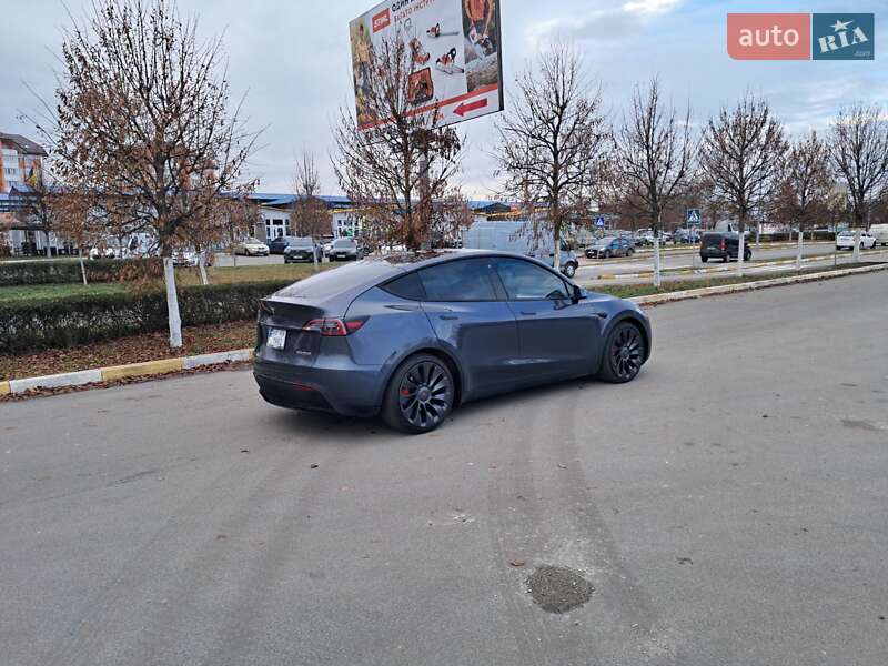 Внедорожник / Кроссовер Tesla Model Y 2020 в Буче