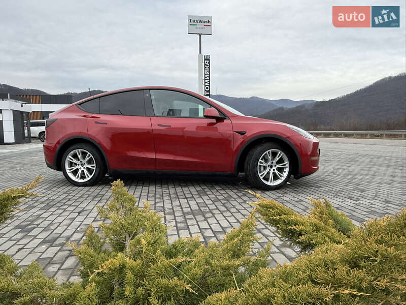 Внедорожник / Кроссовер Tesla Model Y 2020 в Хусте