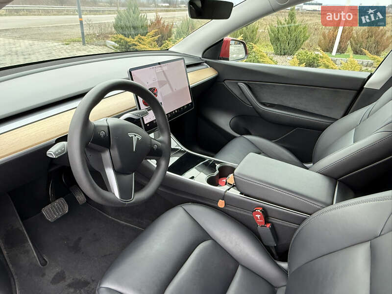 Внедорожник / Кроссовер Tesla Model Y 2020 в Хусте