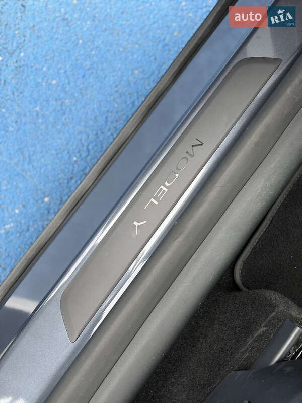 Внедорожник / Кроссовер Tesla Model Y 2023 в Киеве фото 28 Внедорожник / Кроссовер Tesla Model Y 2023 в Киеве