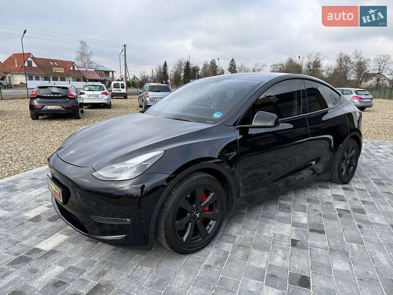 Позашляховик / Кросовер Tesla Model Y 2022 в Коломиї фото 3 Позашляховик / Кросовер Tesla Model Y 2022 в Коломиї