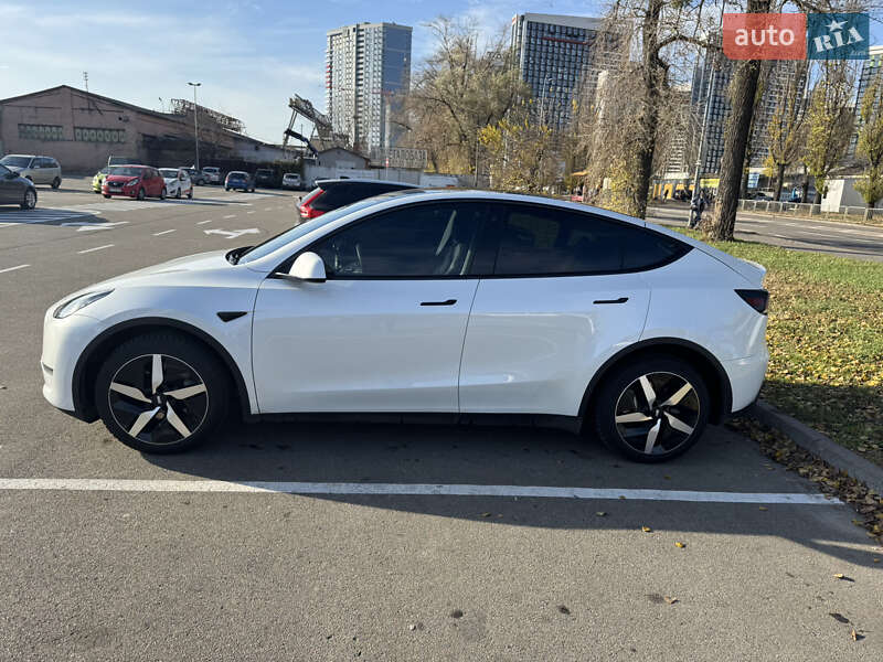 Внедорожник / Кроссовер Tesla Model Y 2023 в Киеве фото 2 Внедорожник / Кроссовер Tesla Model Y 2023 в Киеве