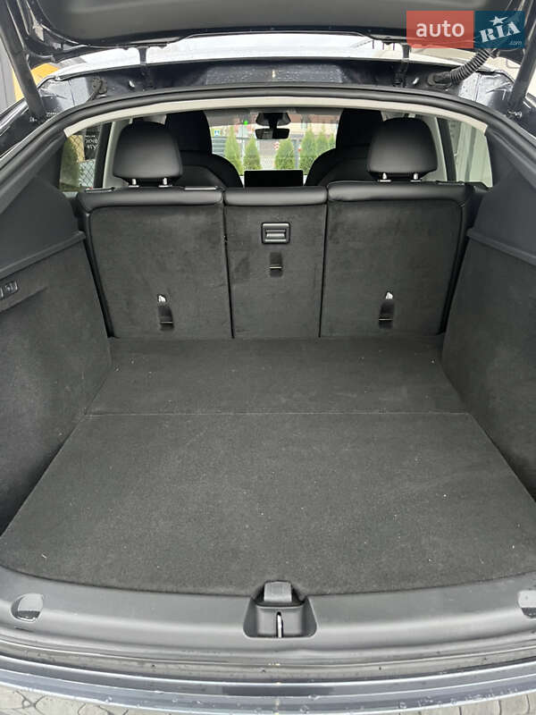 Внедорожник / Кроссовер Tesla Model Y 2024 в Львове