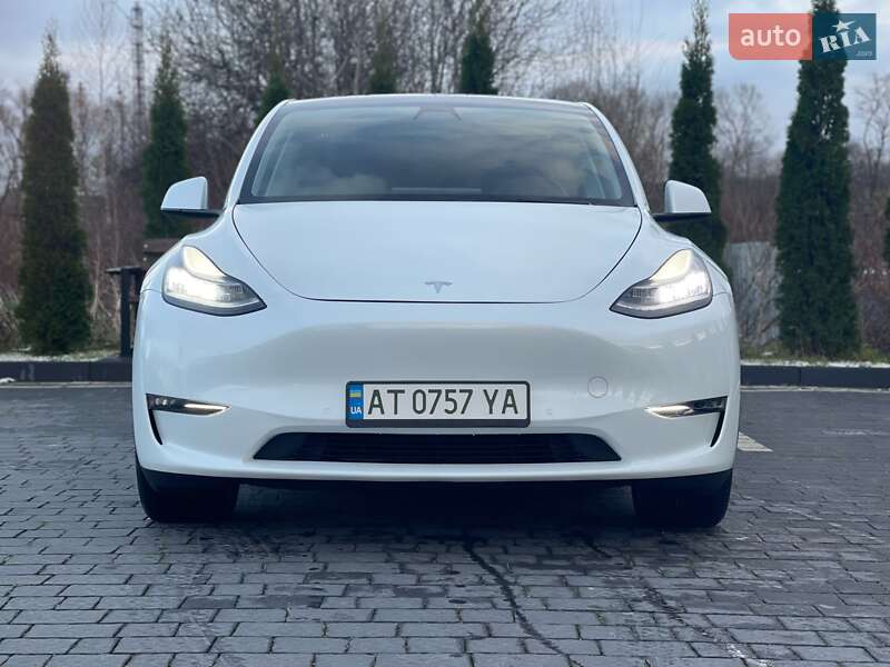 Внедорожник / Кроссовер Tesla Model Y 2021 в Богородчанах
