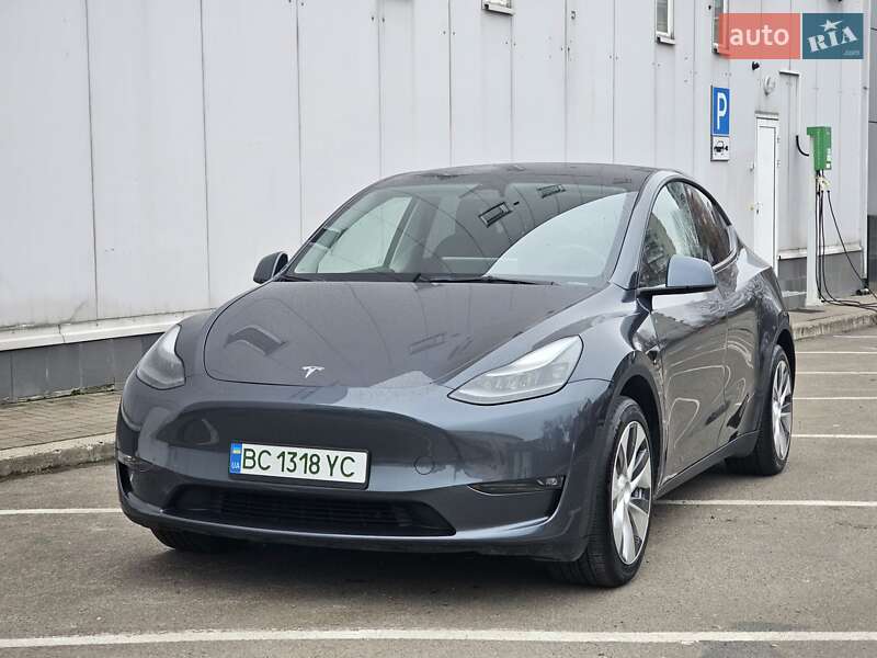Внедорожник / Кроссовер Tesla Model Y 2023 в Львове