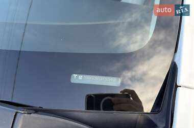 Внедорожник / Кроссовер Tesla Model Y 2023 в Ужгороде
