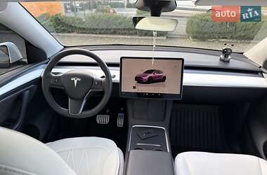 Внедорожник / Кроссовер Tesla Model Y 2023 в Ужгороде