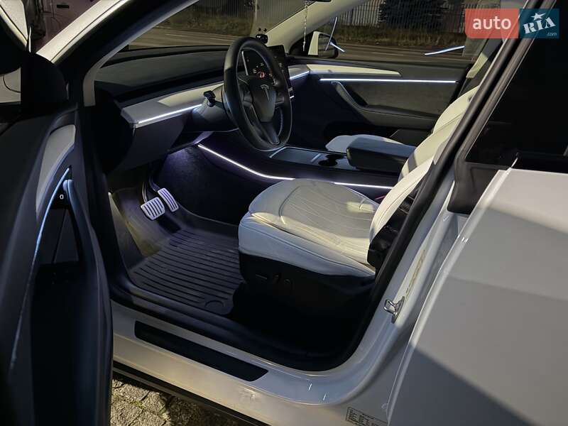 Внедорожник / Кроссовер Tesla Model Y 2023 в Ужгороде фото 29 Внедорожник / Кроссовер Tesla Model Y 2023 в Ужгороде