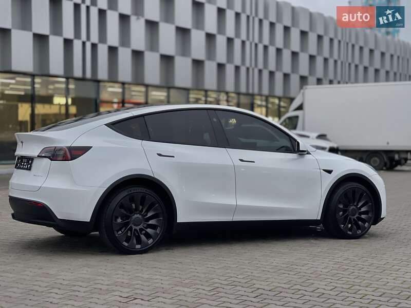 Внедорожник / Кроссовер Tesla Model Y 2023 в Одессе