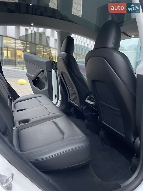 Внедорожник / Кроссовер Tesla Model Y 2023 в Одессе