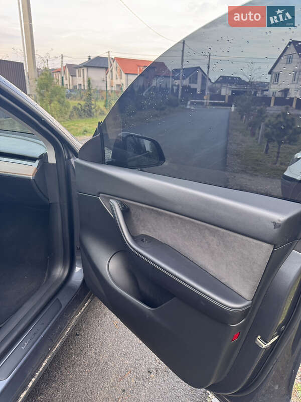 Внедорожник / Кроссовер Tesla Model Y 2021 в Киеве фото 11 Внедорожник / Кроссовер Tesla Model Y 2021 в Киеве