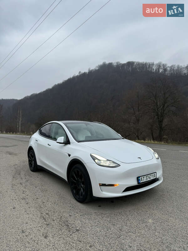 Tesla Model Y 2024 Tesla Model Y 2024