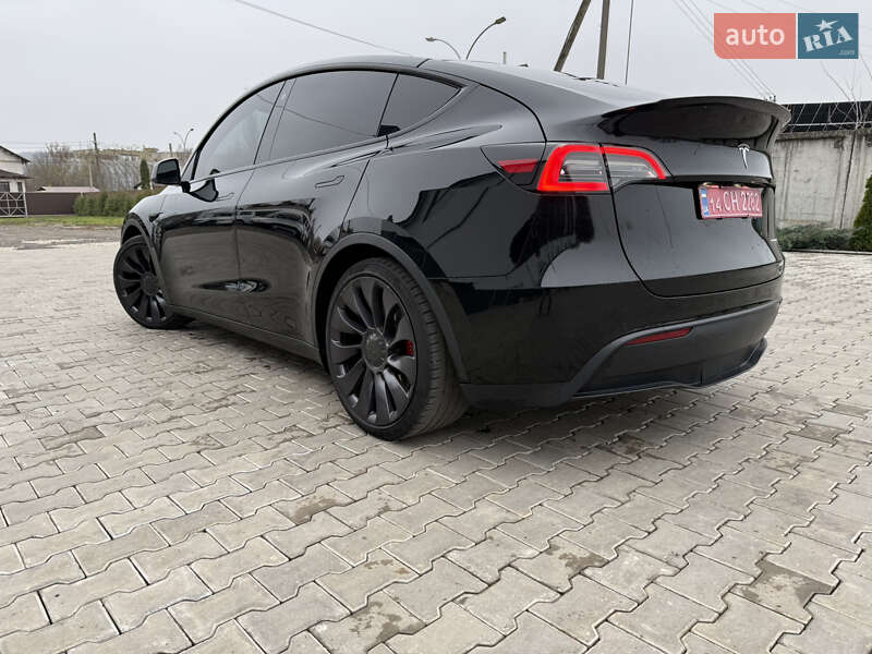 Внедорожник / Кроссовер Tesla Model Y 2021 в Виннице
