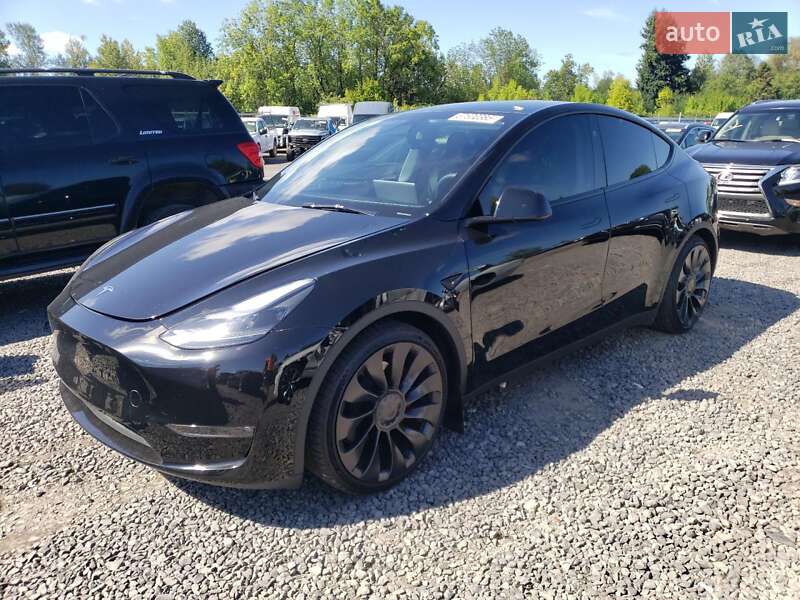 Tesla Model Y 2023