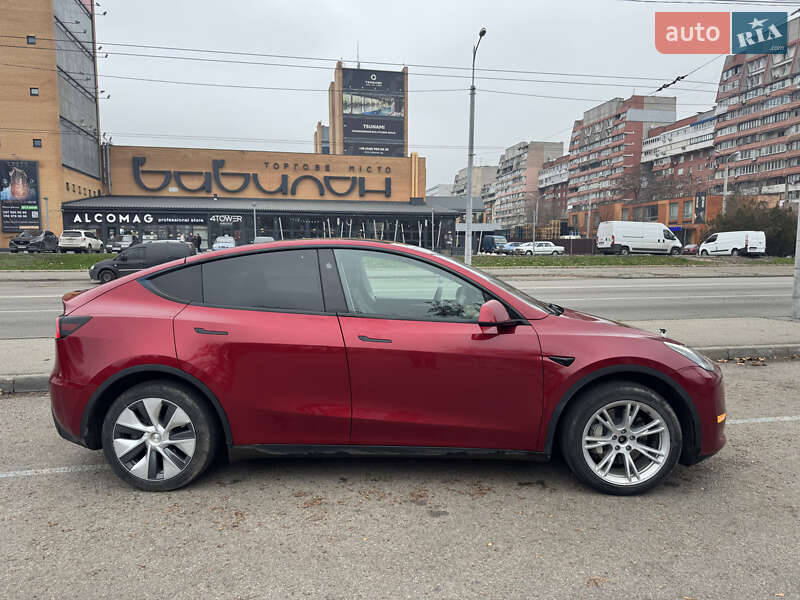 Внедорожник / Кроссовер Tesla Model Y 2024 в Днепре
