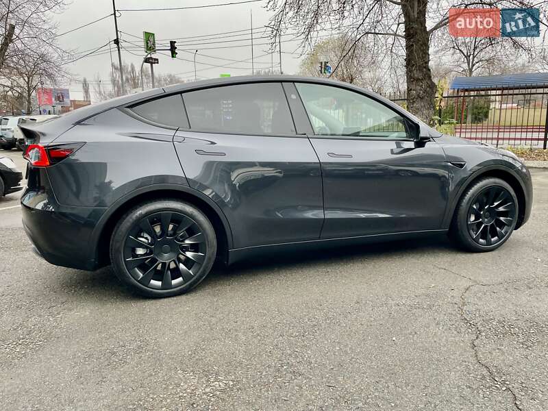 Внедорожник / Кроссовер Tesla Model Y 2024 в Киеве фото 7 Внедорожник / Кроссовер Tesla Model Y 2024 в Киеве