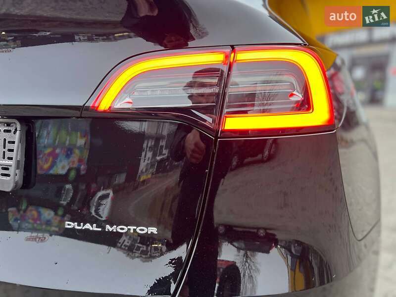 Внедорожник / Кроссовер Tesla Model Y 2024 в Киеве фото 20 Внедорожник / Кроссовер Tesla Model Y 2024 в Киеве