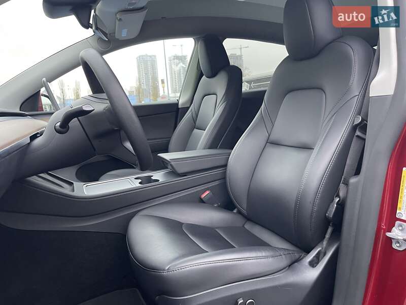 Внедорожник / Кроссовер Tesla Model Y 2024 в Киеве фото 18 Внедорожник / Кроссовер Tesla Model Y 2024 в Киеве