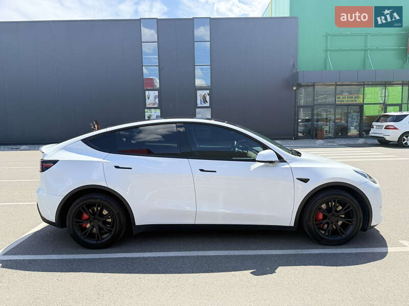 Tesla Model Y 2022 Tesla Model Y 2022