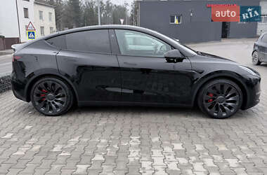 Внедорожник / Кроссовер Tesla Model Y 2023 в Львове