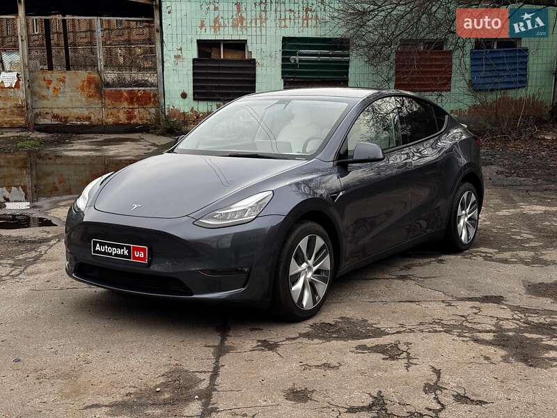 Tesla Model Y 2023 Tesla Model Y 2023