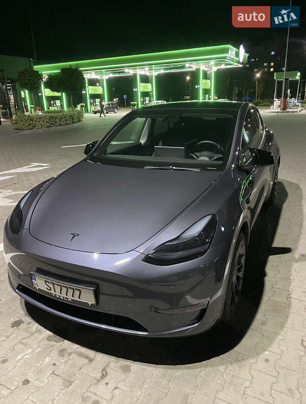 Позашляховик / Кросовер Tesla Model Y 2021 в Черкасах